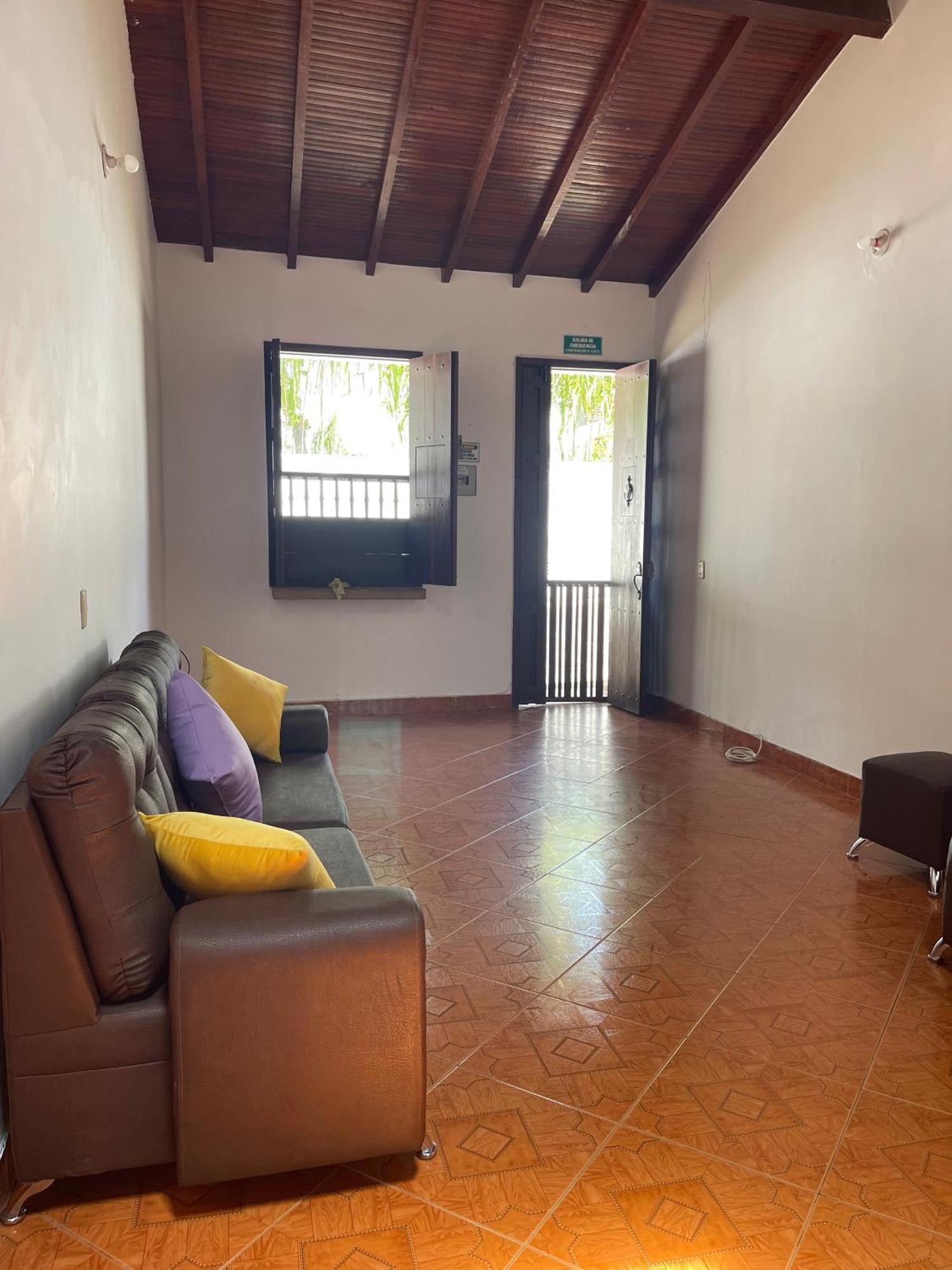 Hostel La Hormiga בריצ'ארה מראה חיצוני תמונה