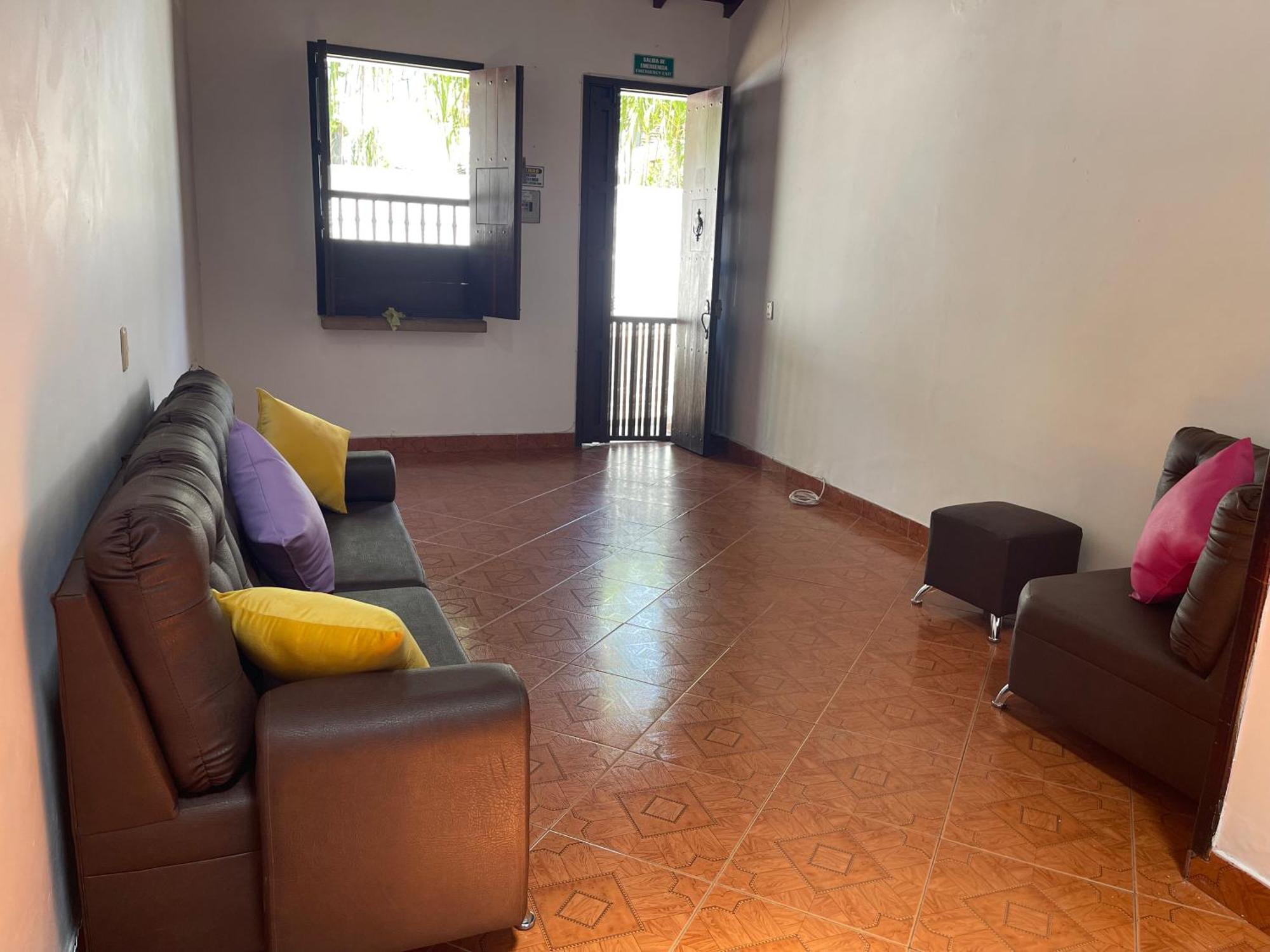 Hostel La Hormiga בריצ'ארה מראה חיצוני תמונה