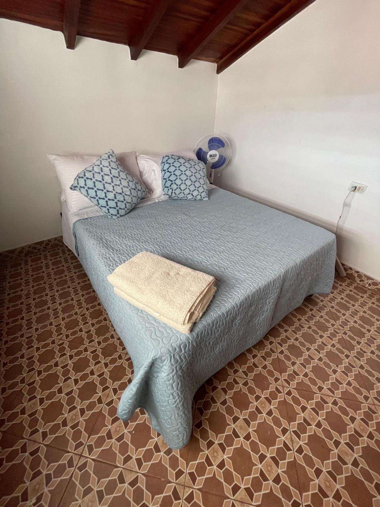 Hostel La Hormiga בריצ'ארה מראה חיצוני תמונה
