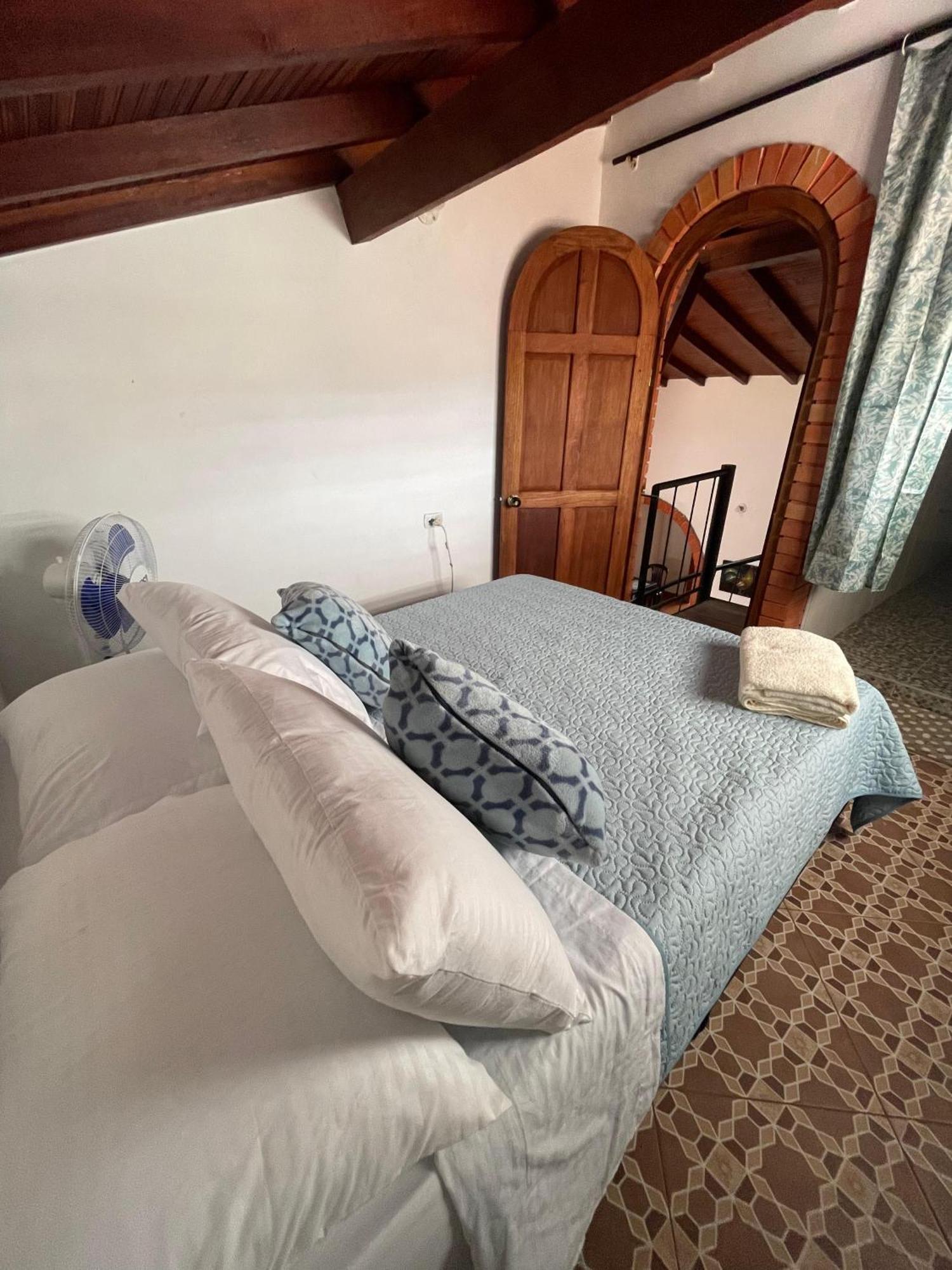 Hostel La Hormiga בריצ'ארה מראה חיצוני תמונה