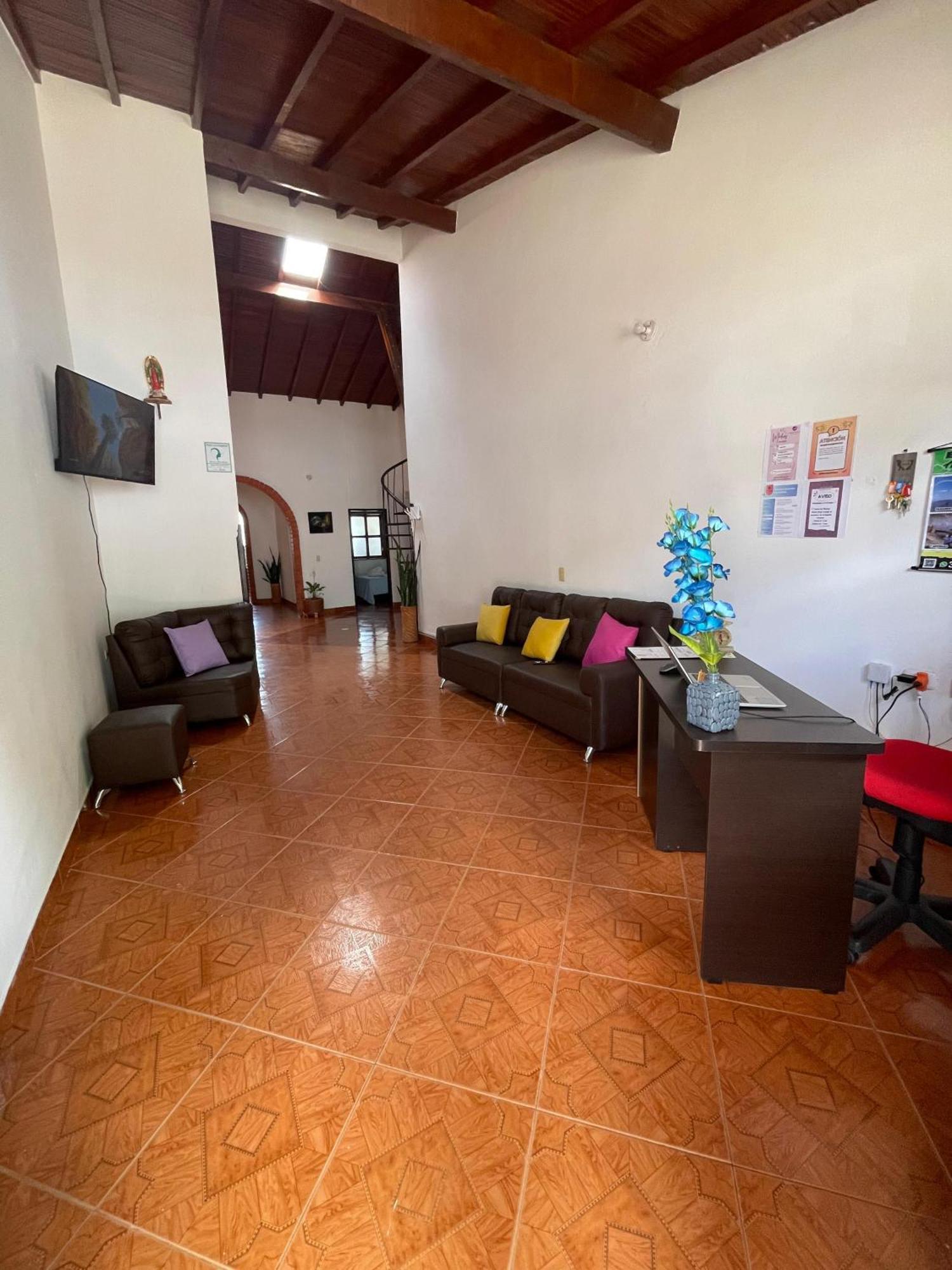 Hostel La Hormiga בריצ'ארה מראה חיצוני תמונה